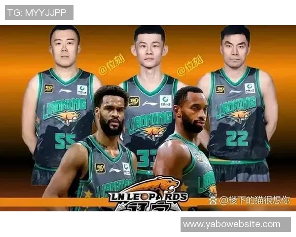 布克首节得分全在半场表现平平9分3助3失误正负值5引发关注